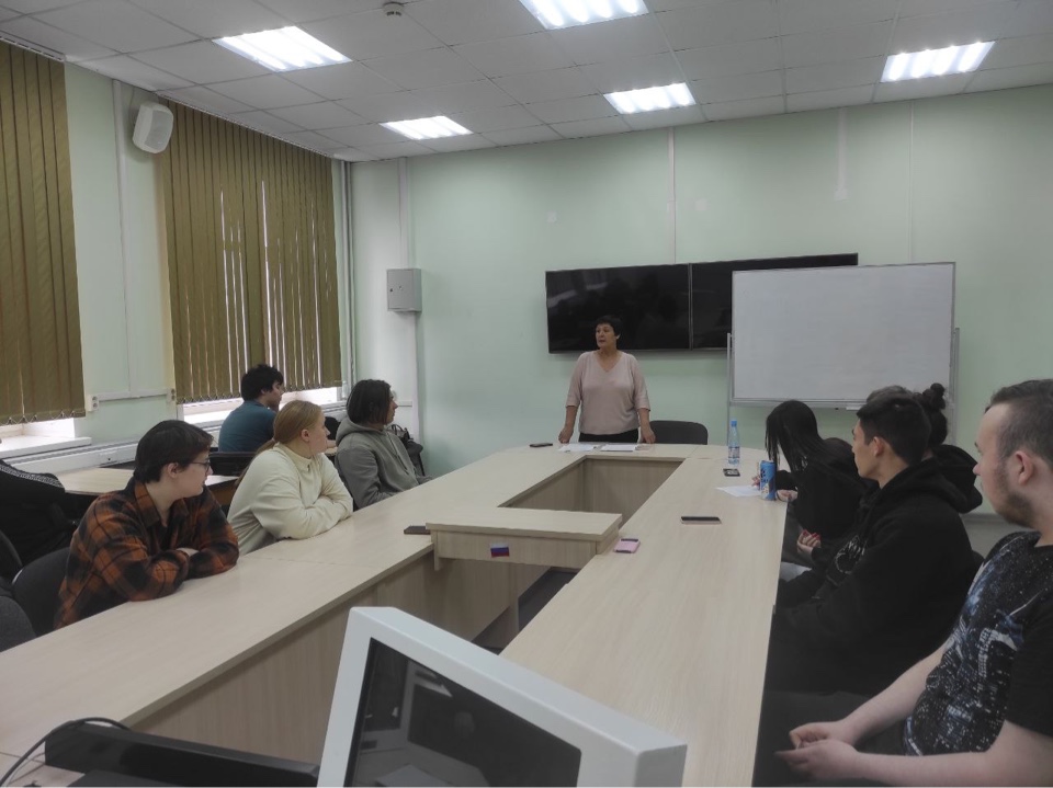 СПЕЦИАЛИСТЫ ОТДЕЛА ОПЕКИ И ПОПЕЧИТЕЛЬСТВА ВСТРЕТИЛИСЬ СО СТУДЕНТАМИ КОЛЛЕДЖЕЙ